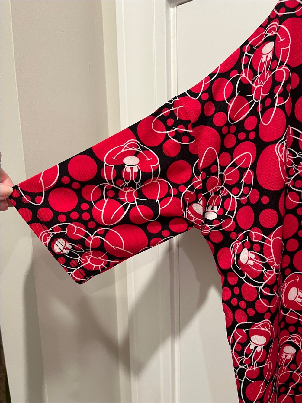 LuLaRoe red and black graphic tunic - Picture 4 of 6
